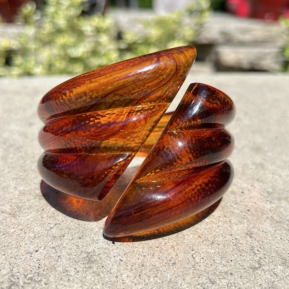 Rare,1950/ 60s Design / stamped JO West Germany Lucite Bangle Bypass Bracelet